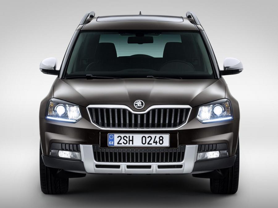  Skoda Yeti OutDoor Laurin & Klement 2013 года  (фото 14 из 17)